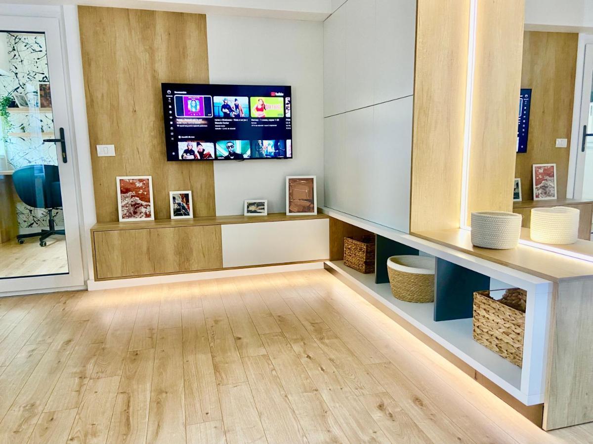 Palas Loft Iasi Exteriör bild